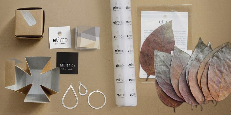 Cardboard da sopra_etimo_brandidentity